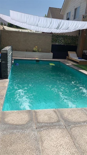 Imagen 2 de 13 de Casa En Venta De 3 Dorm. En Huechuraba