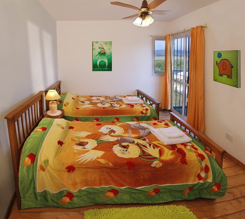 Imagen 7 de 7 de Hermosa Casa De 2 Plantas En Barrio El Vergel