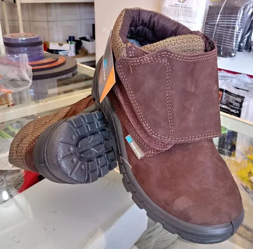 Botina Marluvas 50b26 Velcro Nf Parcelamento sem juros