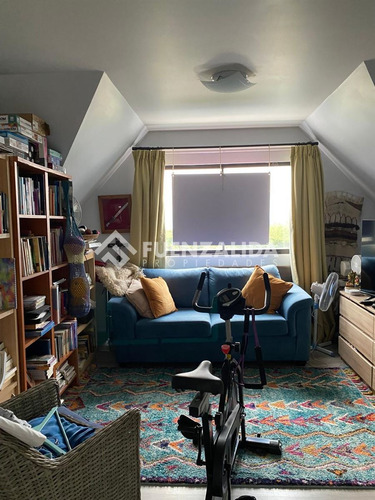 Casa En Venta De 4 Dorm. En La Florida