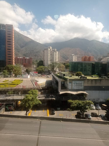 Alquiler De Lindo Apartamento En La Carlota