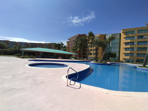 Cimarrón Suites. Exclusivo Condominio Con Salida Directa A La Playa. Tiene Vista Al Mar