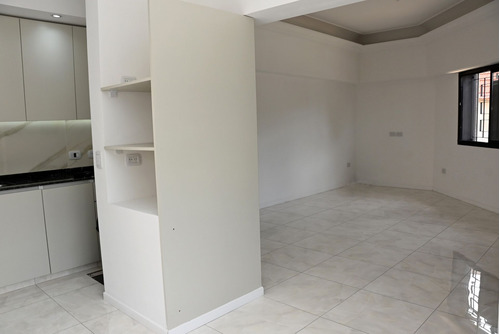 Casa 3 Amb Reciclada Con Terraza Y Quincho-permuta