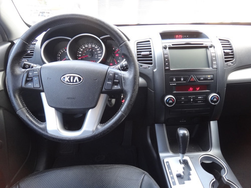 Imagem 9 de 9 de Kia Sorento Ex 2.4 Automático Gasolina