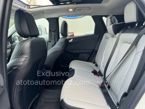 Ford Escape Platinum