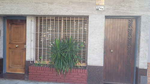 Casa En Venta En Liniers