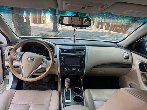 Nissan Altima 2.5 Advance Navi Mt