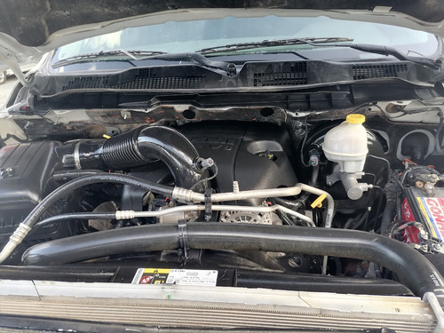 Dodge Ram Slt 4x4 2016 Dob Cabina Mexicana 100% Se Refactura
