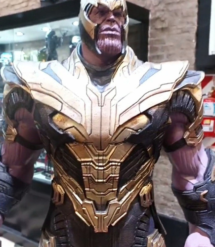 Thanos 2 Metros De Altura Tamaño Real