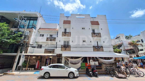 Se Renta Edificio De Departamentos 5ta Avenida Y Calle 26 Playa Del Carmen P4177