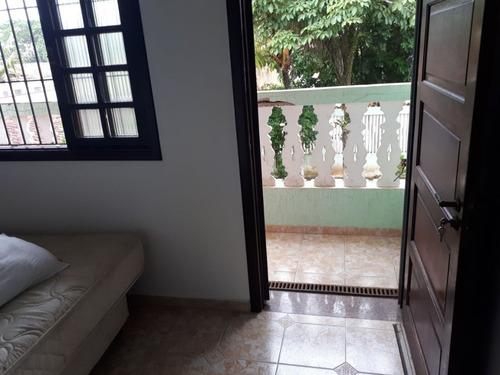 Imagem 9 de 14 de 4277- Sobrado 3 Dormitórios Lado Praia Aceita Financiamento