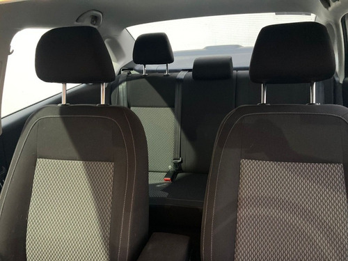 Imagen 11 de 12 de Volkswagen Vento 2020 1.6 Confortline At
