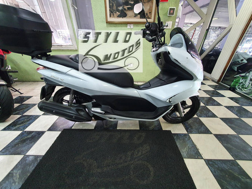Imagem 3 de 8 de Honda Pcx