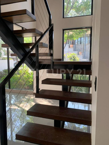 Casa En Esquina 3 Recámaras Parque Mediterráneo,lomas De Angelópolis Iii,puebla