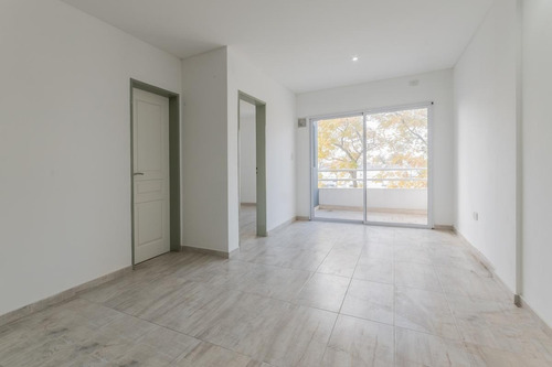 Imagen 12 de 30 de Departamento En Venta 2 Ambientes Con Cochera - Lomas De Zamora