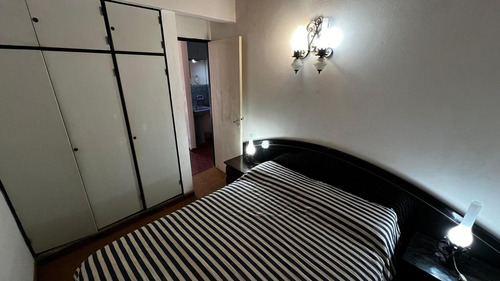 Casa En Venta - 2 Dormitorios 1 Baño - 112mts2 - Villa Gesell