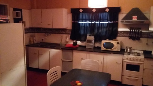 Imagen 7 de 21 de Casa Sobre Lote Propio De 370 M2, 3 Amb, A Refaccionar