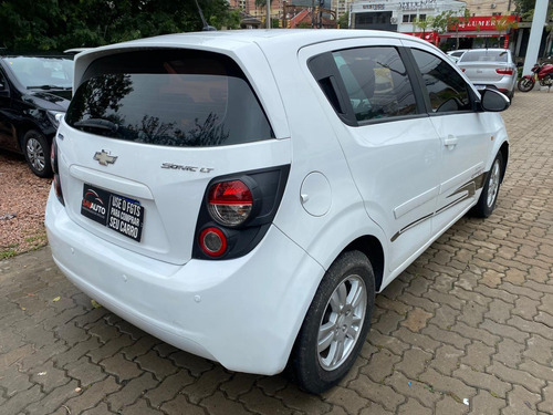 Chevrolet Sonic Hb Lt 1.6 16v