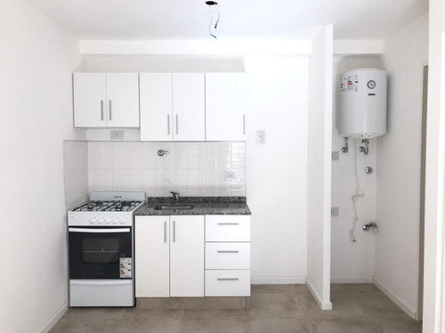 Imagen 6 de 12 de Departamento De 1 Dormitorio En Venta - Echesortu