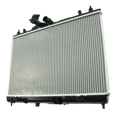 Imagen 2 de 10 de Radiador Nissan Tiida, Versa 2007 2008 2009 2010 2011 Estand
