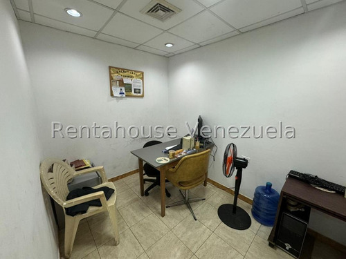 Venta De Oficina \ Avenida Andrés Bello So 25-7421