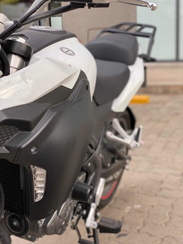 Benelli Trk 251
