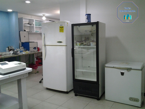 Imagen 12 de 17 de Venta Laboratorio Clínico Y Equipos