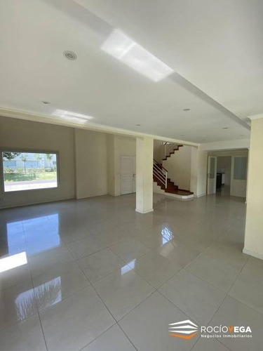 Imagen 5 de 23 de Distinguida Propiedad A La Venta En Barrio Cerrado Santa