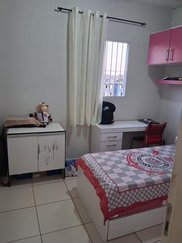 Sobrado Com Condomínio Fechado