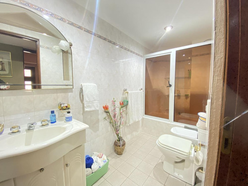 Imagen 19 de 27 de Venta Semipiso De 5 Ambientes Con Balcón, Doble Cochera Y Baulera En Quilmes (30045)