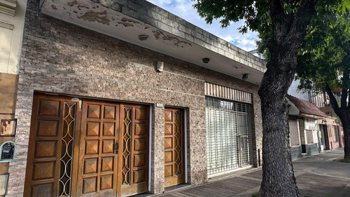 Venta Casa 2 Dormitorios Floresta Con Garage