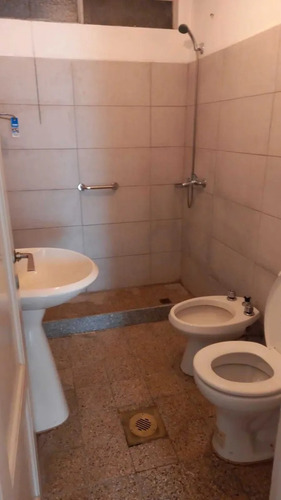 Imagen 1 de 4 de Apartamento 1 Dorm En Ciudad Vieja