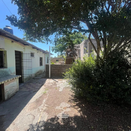 Venta Casa A Reciclar Con Terreno Piedras Blancas Montevideo C