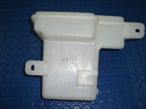 Envase Reservorio Limpiaparabrisa Para Hyundai  H-100 08-09 