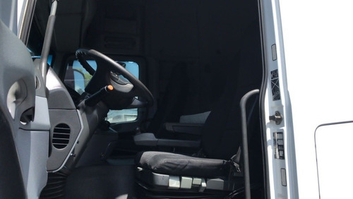 Imagem 11 de 15 de Mercedes Benz Actros 2546 6x2