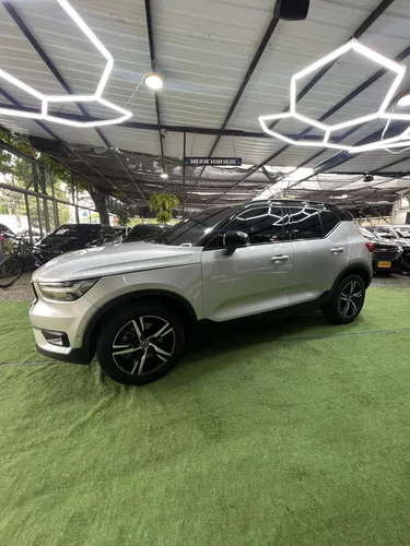 Volvo Xc40 T4 Fwd R Design Tp 2000 T Ct Cr 2019