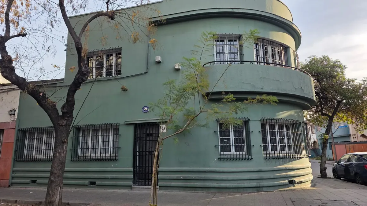 Imagen 2 de 30 de Casa En Esquina | 350 M2 Construidos | 11 Privados | Toesca