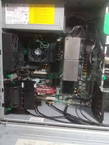 Hp Pro Workstation Xw8400 2x Quad Core E5345 2.33ghz 4gb