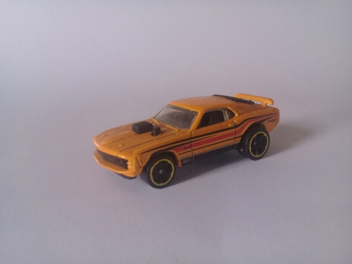 Hot Wheels Mustang Mach L Amarillo Alerón 