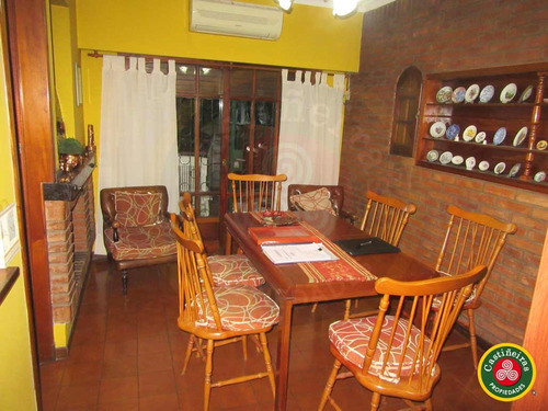 Venta - Chalet En Triplex - 4 Dormitorios - Parque - Cochera - Apta Credito - Aceta Permuta !!!!
