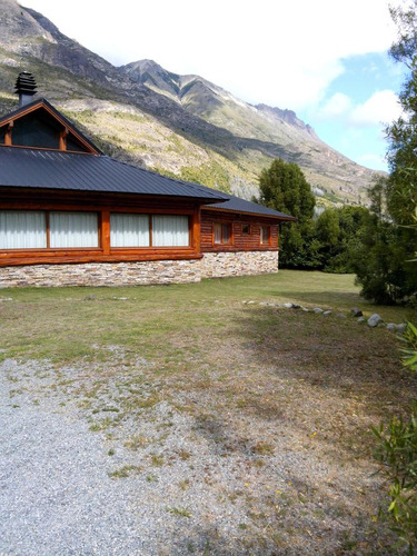 Casa - El Hoyo