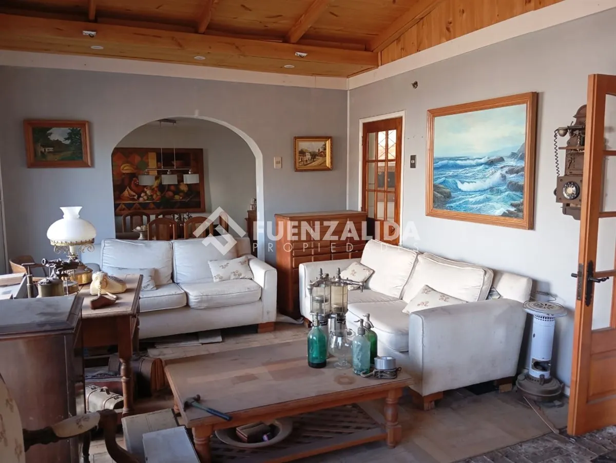 Imagen 1 de 27 de Exclusiva Casa En Venta En Las Condes Con Gran Terreno