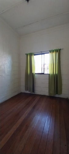 Casa En Venta De 3 Dorm. Población Papelera En Puente Alto