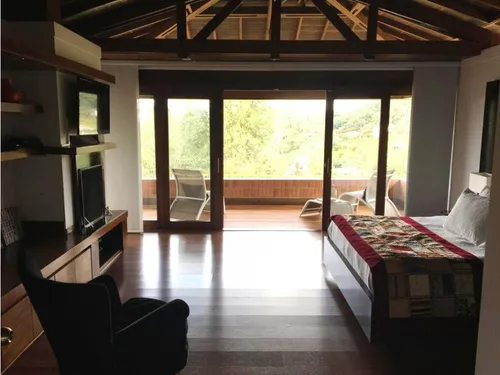 Casa De 2 Niveles En Parcelación, Vía El Escobero