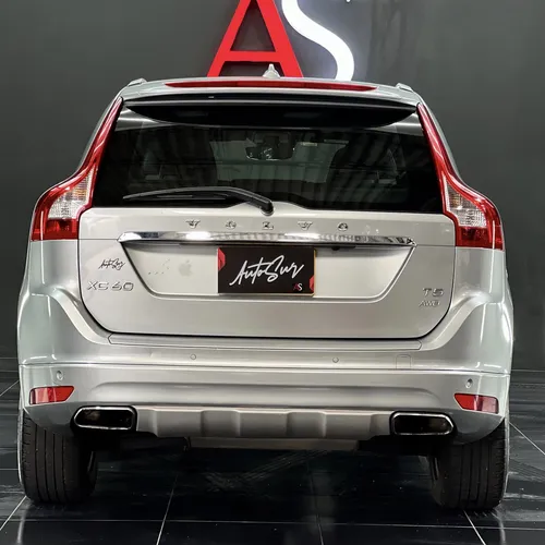 Volvo XC60 2.0 Awd Summum