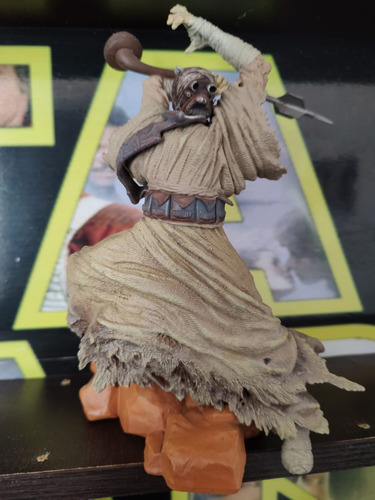 Figura De Acción Star Wars Unleashed Tusken Raider