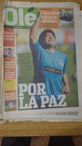  Diario Ole 4270 Diego Maradona Por La Paz  2008