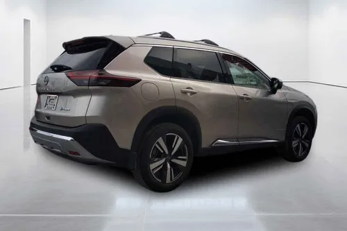 Nissan X-trail 2025
