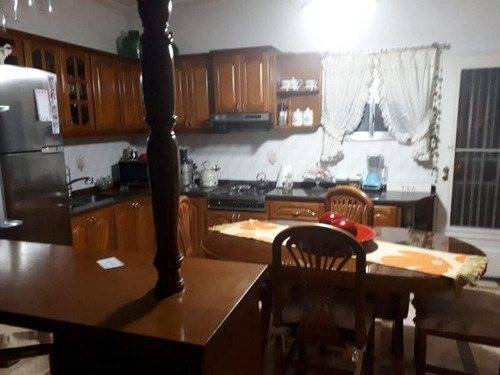 Imagen 5 de 22 de Casa En Venta De 4 Dormitorios En La Cumbre, La Plata.
