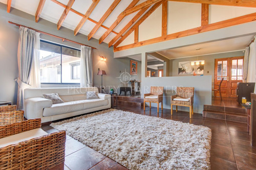 Oportunidad Rebajada Bella Casa Estilo Chilena En ...